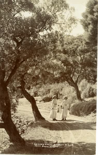 Two women on Lover’s WalkJan Shuttleworth collection, 1913