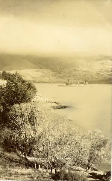 HMS New Zealand from Glen BayJan Shuttleworth collection, 1913
