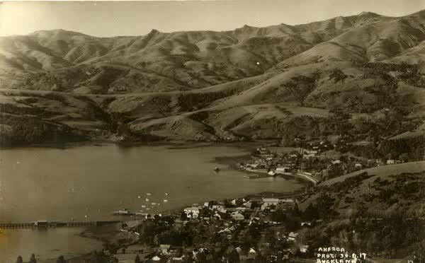 Akaroa Harbour looking north from Lighthouse RoadJan Shuttleworth collection, 1917