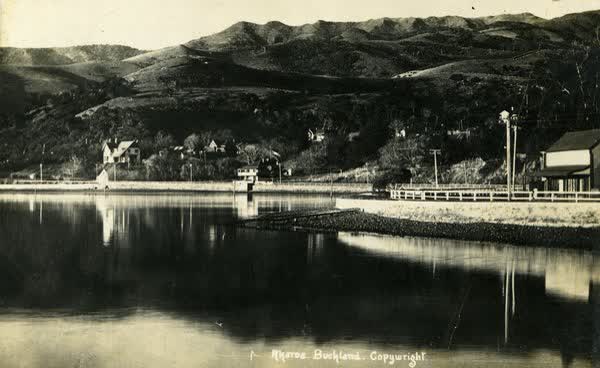 Beach Road from Akaroa HarbourJan Shuttleworth collection, 1917