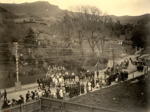 Armistice procession along Rue LavaudJan Shuttleworth collection, 1918