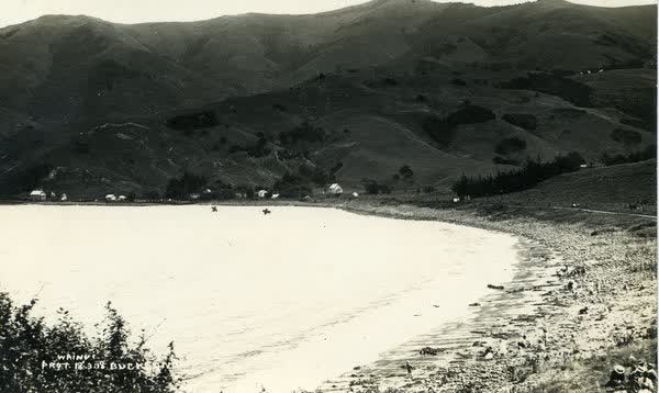 Southwest along Wainui BeachJan Shuttleworth collection, 1918