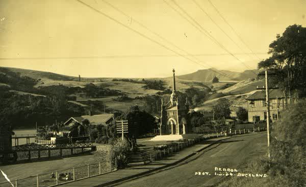 Peninsula War MemorialJan Shuttleworth collection, 1924