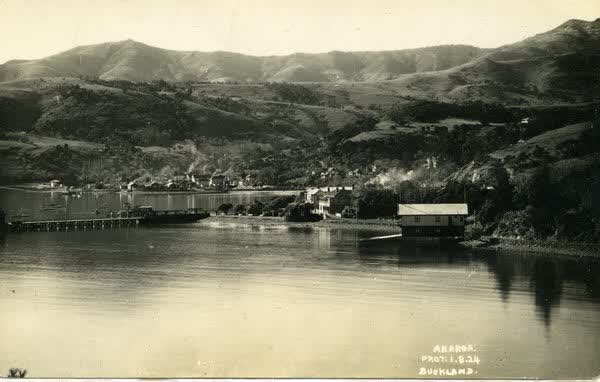 Akaroa Main Wharf and BoatshedJan Shuttleworth collection, 1924