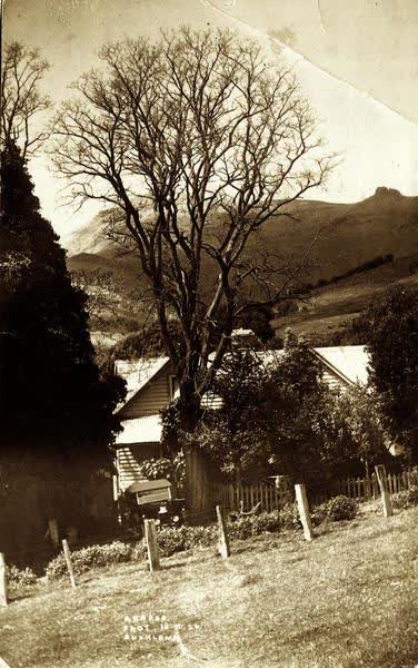Le Lievre house in AkaroaJan Shuttleworth collection, 1926