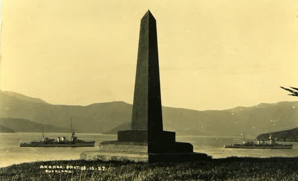 Two ships from Britomart MonumentJan Shuttleworth collection, 1927