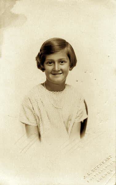 Ngaire Armstrong portraitJan Shuttleworth collection, 1928