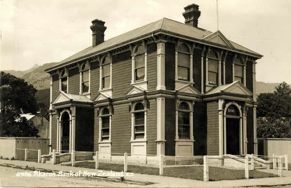 Bank of New Zealand on Rue LavaudJan Shuttleworth collection, 1910