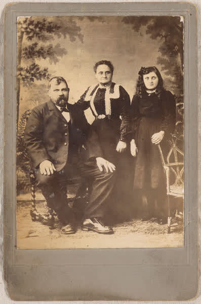 Brodie family, 1900