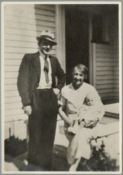 Chisnall family portrait, 1920