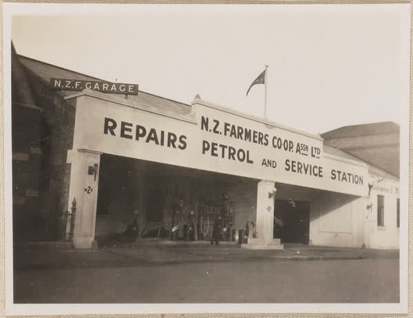 New Zealand Farmers Co-operation Association Limited Garage, 1928