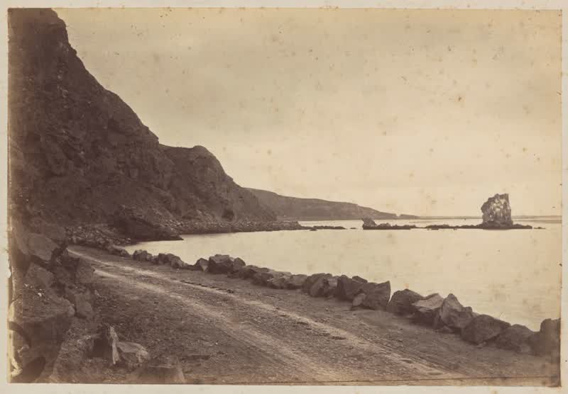 Shag Rock, Sumner Road, looking towards Christchurch, 1870