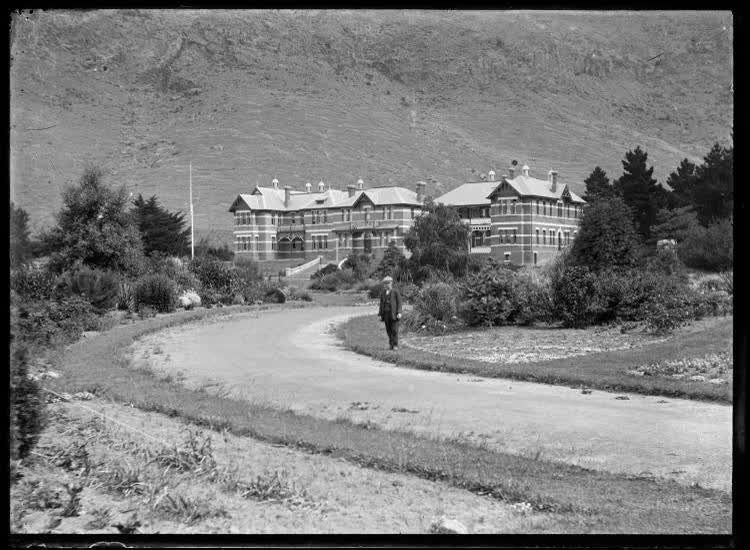 Sumner School for the Deaf, 1920