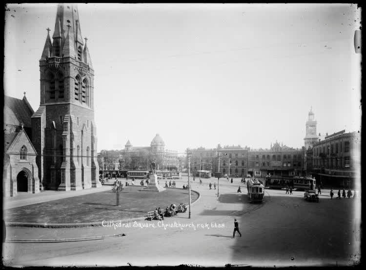 Cathedral Square, Christchurch, 1910