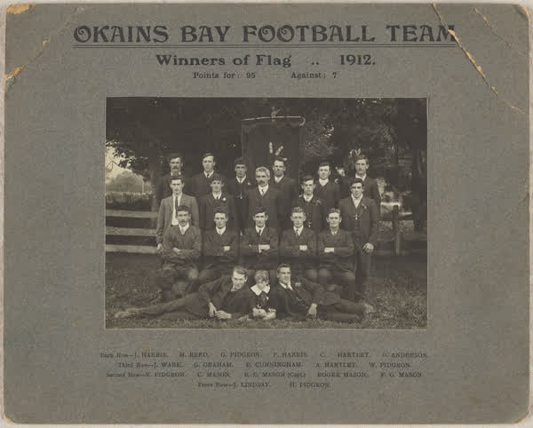 Okain's Bay Football Team, 1912