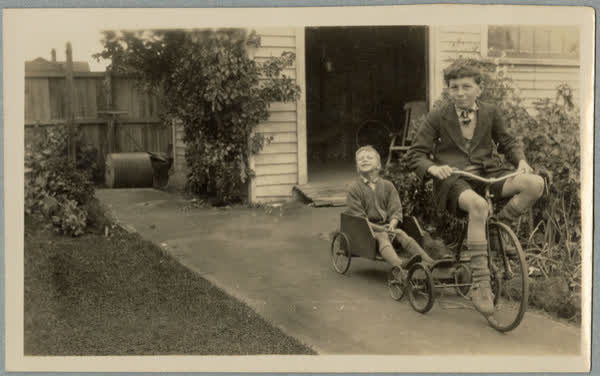 Cuthbert and Rex Wilkins, 1925