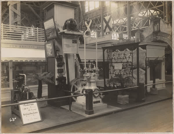 New Zealand Dairy Farmers machinery display, 1906