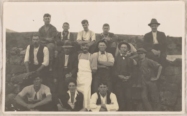 Thomas Borthwick & Sons Ltd workers, 1930