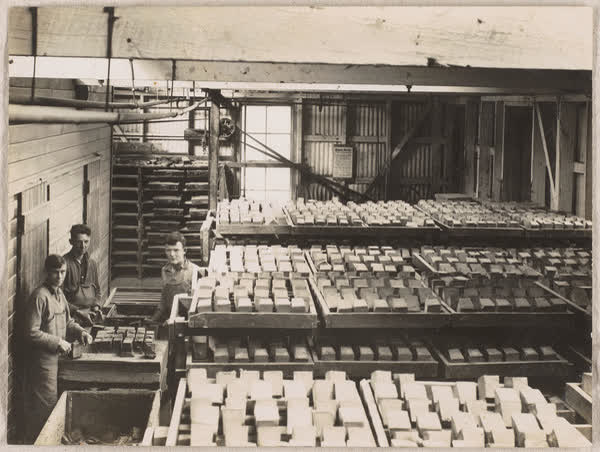 Workers at Zealandia Soap and Candle Works, 1930