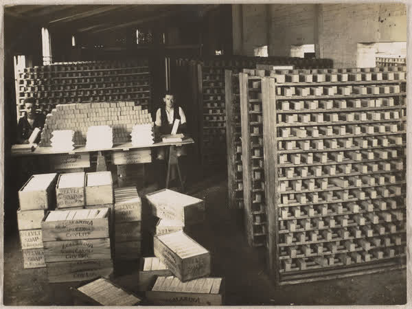 Packing room at Zealandia Soap and Candle Works, 1930