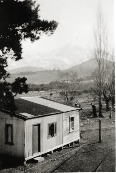 The Lodge staff quarters, 1900