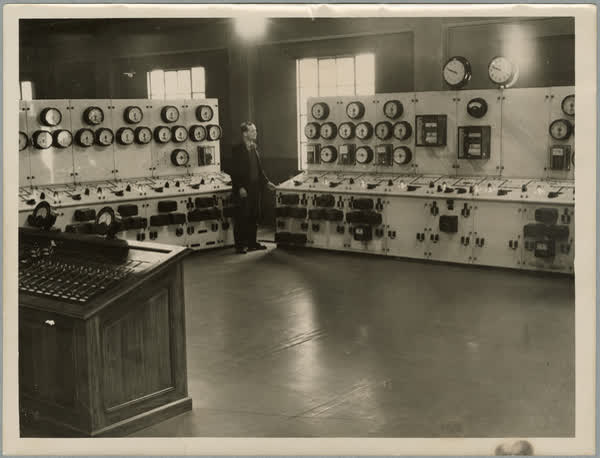 Municipal Electricity Department (MED) control room, 1941