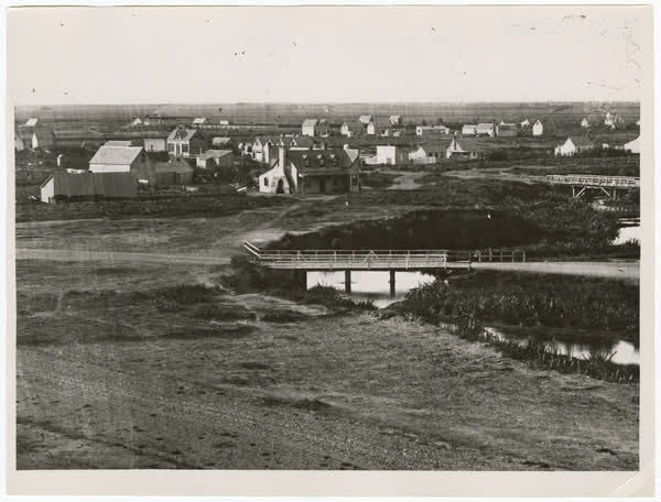 Avon River in the central city, 1865