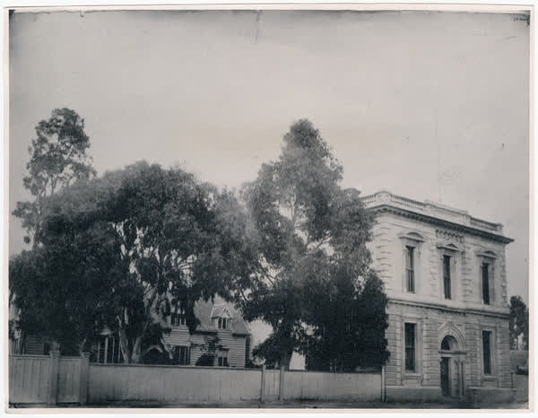 Bank of New South Wales building, 1870