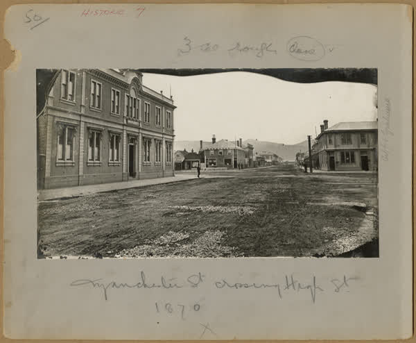 Early Manchester and High street intersection, 1870