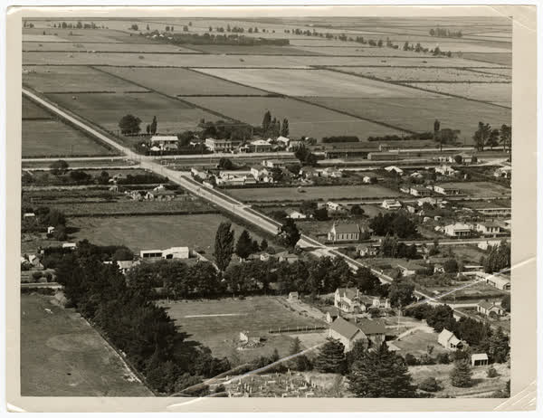 Aerial view of Templeton, 1941
