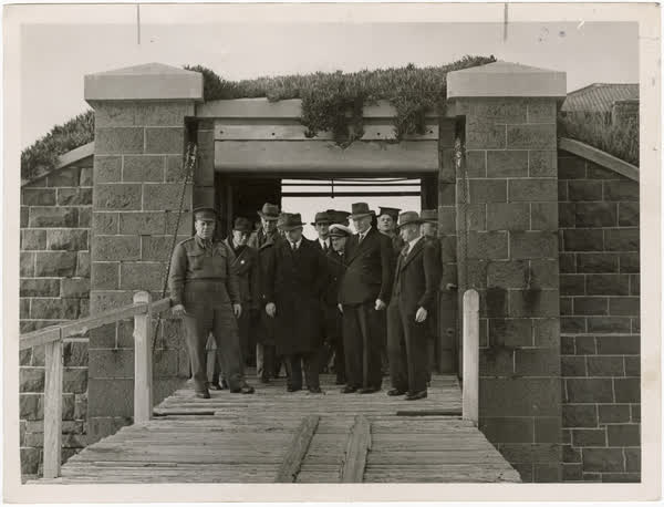 Fort Jervois drawbridge, 1940