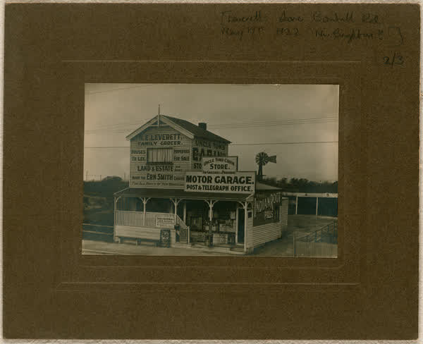 Leverett's store, 1922