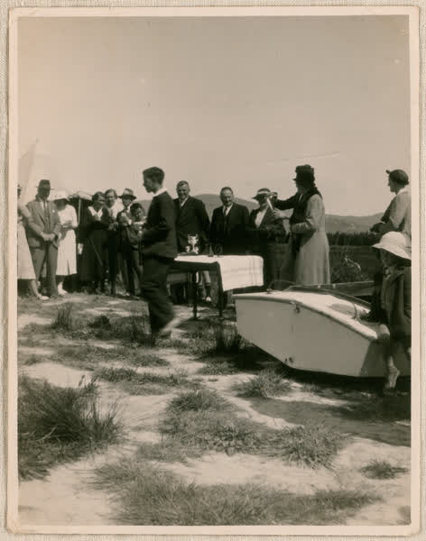Pleasant Point Yacht Club prize-giving, 1937
