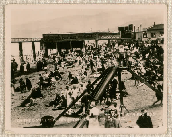 People on New Brighton Beach, 1920