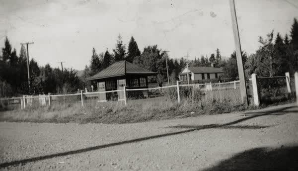 Hanmer Springs Village Square, 1900