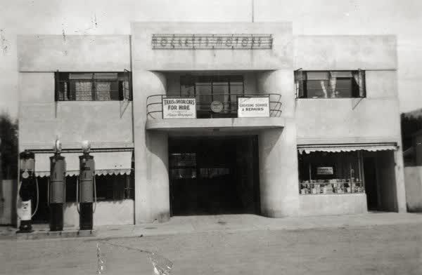Mocketts Motors, 1920