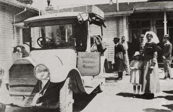 Queen Mary Hospital for Sick and Wounded Soldiers vehicle, 1918