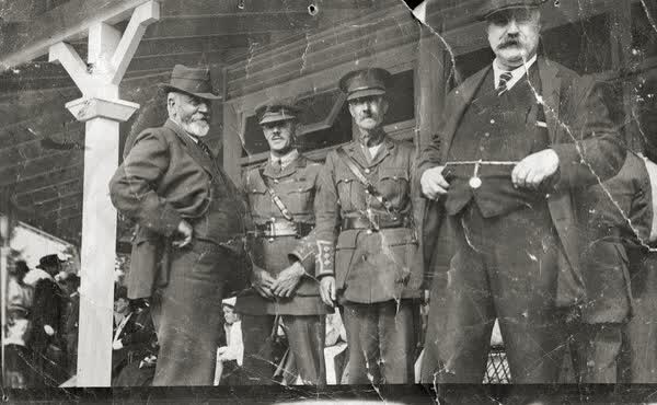 Men at Queen Mary Hospital for Sick and Wounded Soldiers, 1917