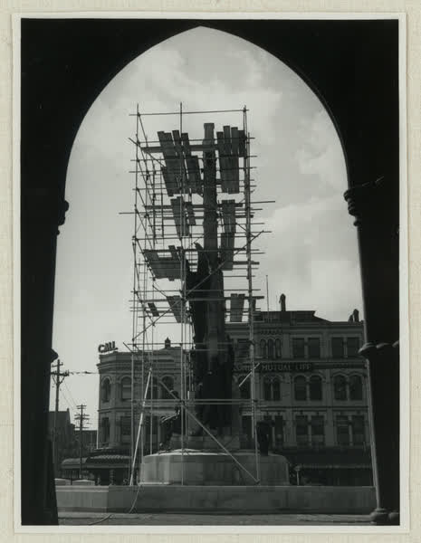 Citizens' War Memorial in Cathedral Square, 1930