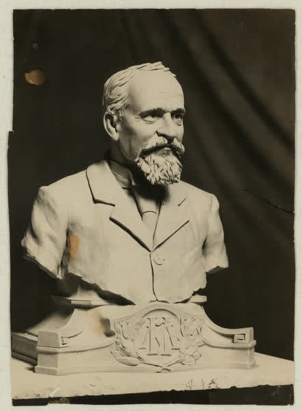 Hyman Marks bust, 1920