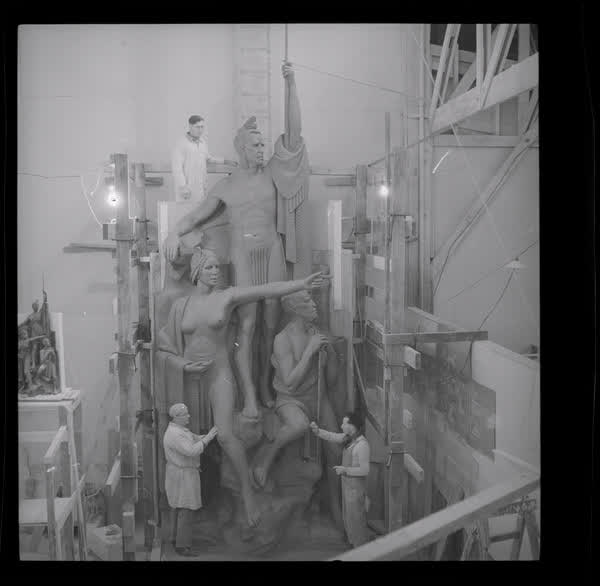 Sculpting the Kupe Group statue, 1930