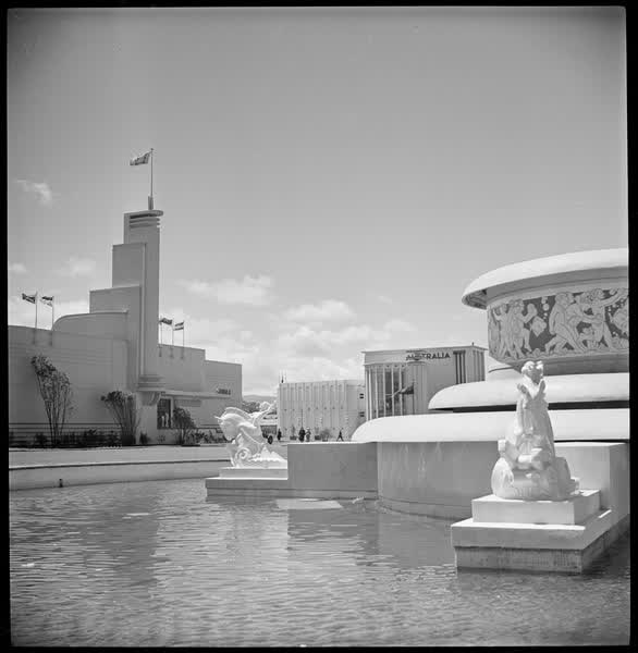 Central Fountain and Observation Tower, 1939