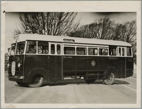 New buses for Christchurch Tramway Board, 1942
