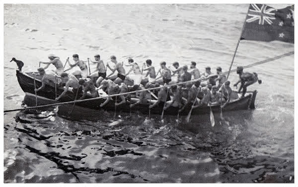 Boat race at Leyte, 1945