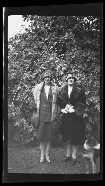 Mrs Hunt and Mrs Coker, 1927