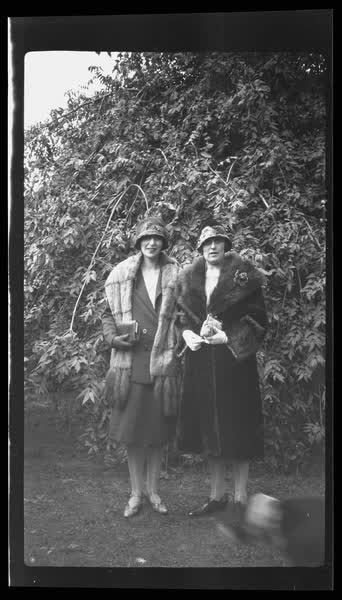 Mrs Hunt and Mrs Coker, 1927