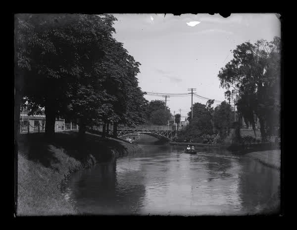 Antigua Bridge, Avon River, 1919