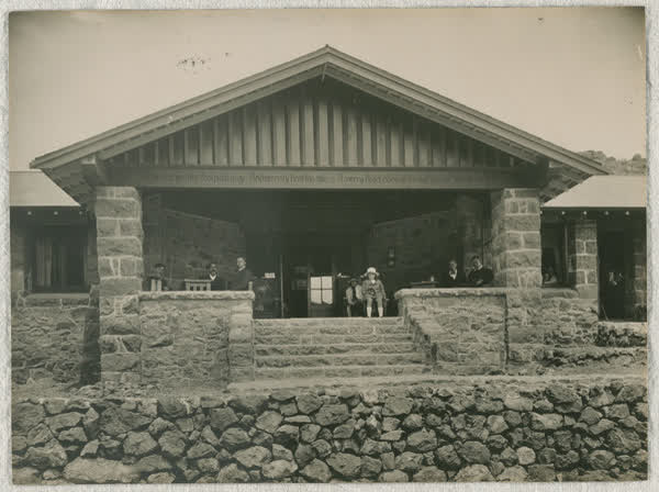 Sign of the Kiwi, 1920