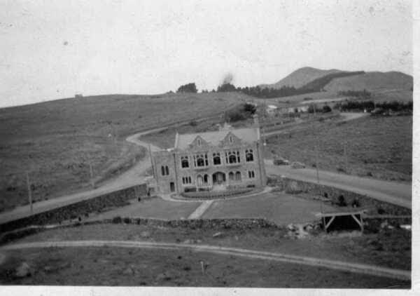 Sign of the Takahe, 1940
