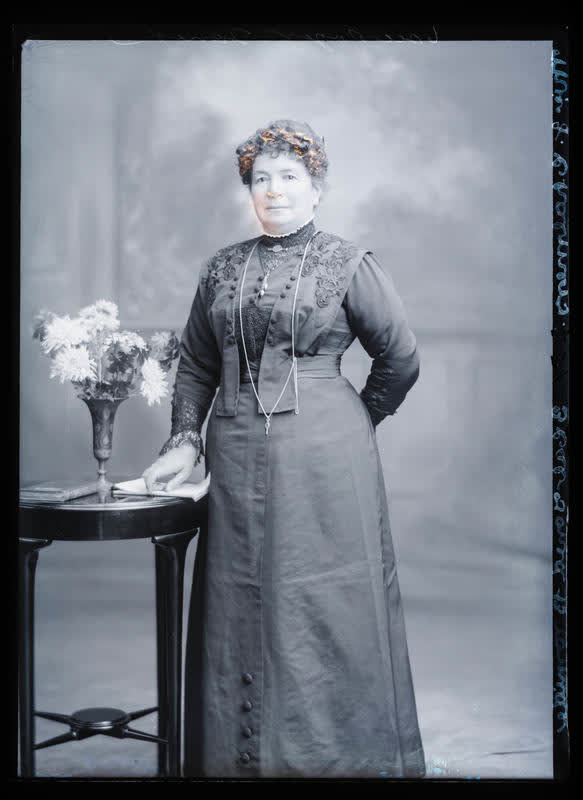 Glass Plate Negative: Miss J Chalmers, 1914
